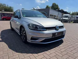 Silber Gebraucht 2019 VW Golf VII IQ Drive Limousine | 15.390 € (Fairer Preis)