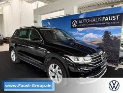 Schwarz perleffekt Gebraucht 2022 VW Tiguan Elegance SUV | 29.850 € (Guter Preis)