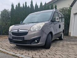 Braun Gebraucht 2012 Opel Combo Van / Kleinbus | 3.450 € (Fairer Preis)