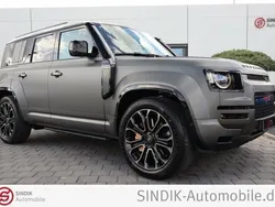 Faroe green matt Gebraucht 2025 Land Rover Defender SUV | 233.635 €