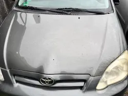 Grau Gebraucht 2005 Toyota Corolla Kleinwagen | 2.000 € (Guter Preis)