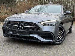 Grau Gebraucht 2024 Mercedes C220 AMG Limousine | 39.900 € (Fairer Preis)