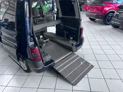 Blau Gebraucht 2002 Peugeot Partner Van / Kleinbus | 5.900 €