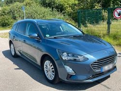 Blau Gebraucht 2020 Ford Focus Kombi | 13.950 € (Fairer Preis)