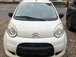 Weiß Gebraucht 2010 Citroën C1 Style Kleinwagen | 1.999 € (Fairer Preis)