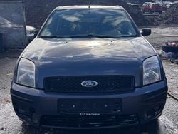 Graphitgrau metallic Gebraucht 2004 Ford Fusion Trend Kleinwagen | 1.499 € (Guter Preis)