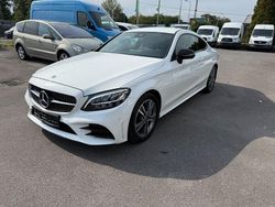 Weiß Gebraucht 2018 Mercedes C200 AMG Coupé | 32.990 € (Fairer Preis)