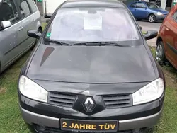 Schwarz Gebraucht 2004 Renault Mégane II Limousine | 1.990 € (Fairer Preis)
