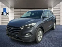 Grau) (grau Gebraucht 2016 Hyundai Tucson Intro Edition SUV | 15.990 € (Fairer Preis)