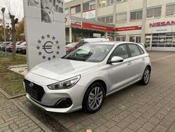 Silber Gebraucht 2020 Hyundai i30 Limousine | 16.990 € (Guter Preis)