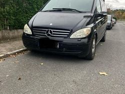 Schwarz Gebraucht 2009 Mercedes Viano Van / Kleinbus | 16.000 € (Teuer)