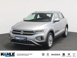 Pyrit silber Gebraucht 2024 VW T-Roc Style SUV | 35.490 € (Fairer Preis)