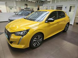 Gelb Gebraucht 2023 Peugeot 208 Allure Kleinwagen | 18.390 € (Etwas zu teuer)