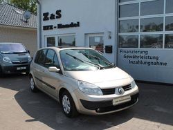 Beige Gebraucht 2006 Renault Scénic II Avantage Van / Kleinbus | 3.850 € (Teuer)