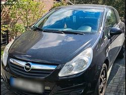 Schwarz Gebraucht 2009 Opel Corsa Kleinwagen | 2.000 € (Fairer Preis)
