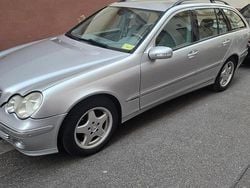 Silber Gebraucht 2004 Mercedes C200 Avantgarde Kombi | 5.900 € (Etwas zu teuer)