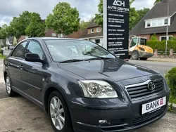 Grau Gebraucht 2006 Toyota Avensis Executive Kleinwagen | 4.999 € (Etwas zu teuer)