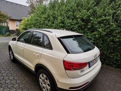 Weiß Gebraucht 2013 Audi Q3 SUV | 11.500 € (Guter Preis)
