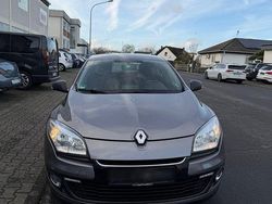 Grau Gebraucht 2012 Renault Mégane Limousine | 3.499 € (Guter Preis)