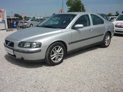 Silber Gebraucht 2004 Volvo S60 Limousine | 3.550 € (Fairer Preis)