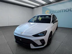 Weiß Gebraucht 2024 Cupra Leon Kombi | 31.799 € (Teuer)