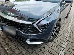 Grau Gebraucht 2023 Kia Sportage SUV | 33.000 € (Fairer Preis)