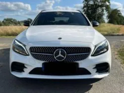 Weiß Gebraucht 2021 Mercedes C300e AMG line Kombi | 33.500 €