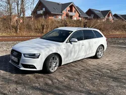 Weiß Gebraucht 2014 Audi A4 S-Line Kombi | 12.500 € (Teuer)