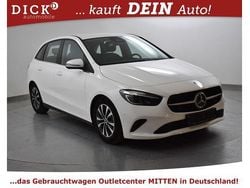 Polarweiss Gebraucht 2023 Mercedes 180 Limousine | 23.350 € (Superpreis)