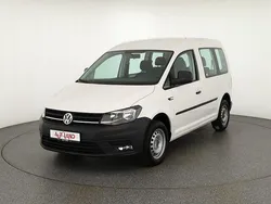Weiß Gebraucht 2019 VW Caddy Van / Kleinbus | 21.990 € (Teuer)