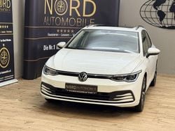 Weiss Gebraucht 2022 VW Golf VIII | 19.489 € (Guter Preis)