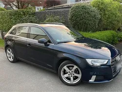 Blau Gebraucht 2019 Audi A3 Sportback Kombi | 16.900 € (Fairer Preis)