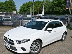 Weiß Gebraucht 2019 Mercedes A200 Progressive Kombi | 18.999 € (Fairer Preis)
