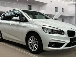Weiß Gebraucht 2017 BMW 218 Advantage Van / Kleinbus | 9.500 € (Superpreis)