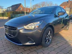 Matrixgrau metallic Gebraucht 2017 Mazda 2 Kizoku Kleinwagen | 11.599 € (Fairer Preis)