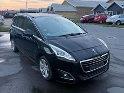 Schwarz Gebraucht 2014 Peugeot 5008 Allure Limousine | 3.400 € (Fairer Preis)