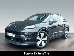 Tiefschwarzmetallic Gebraucht 2024 Porsche Macan SUV | 84.990 € (Superpreis)