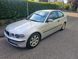 Silber Gebraucht 2002 BMW 318 Compact Kleinwagen | 2.499 € (Fairer Preis)