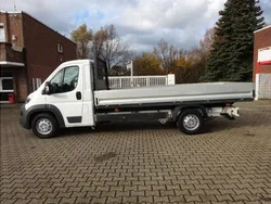 Weiß Gebraucht 2015 Citroën Jumper Van / Kleinbus | 13.900 €