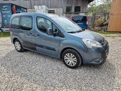 Grau Gebraucht 2010 Citroën Berlingo Van / Kleinbus | 2.399 € (Etwas zu teuer)