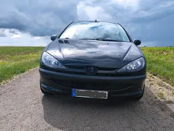 Schwarz Gebraucht 2006 Peugeot 206 Kleinwagen | 1.500 € (Etwas zu teuer)