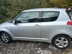 Silber Gebraucht 2007 Suzuki Swift Kleinwagen | 2.500 € (Guter Preis)