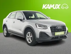 Silber Gebraucht 2023 Audi Q2 Comfort SUV | 23.900 € (Guter Preis)