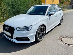Weiß Gebraucht 2015 Audi A3 Sportback Kleinwagen | 13.999 € (Teuer)