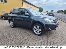 Grau Gebraucht 2006 Toyota RAV4 Executive SUV | 1.990 € (Superpreis)