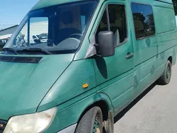 Grün Gebraucht 2002 Mercedes Sprinter Van | 9.000 €