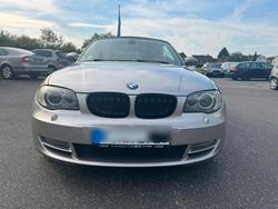 Silber Gebraucht 2009 BMW 120 Cabriolet Cabrio | 7.300 € (Teuer)