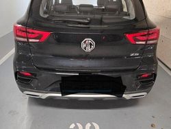 Schwarz Gebraucht 2024 MG ZS Luxury SUV | 16.700 € (Superpreis)