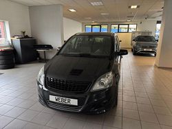 Schwarz Gebraucht 2012 Opel Zafira Family Van / Kleinbus | 6.900 € (Etwas zu teuer)