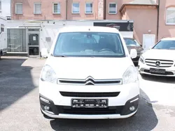 Gebraucht 2016 Citroën Berlingo SELECTION Van / Kleinbus | 5.900 € (Superpreis)